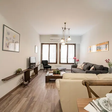 Appartement ¨socrates¨ Traditional In The Center Of Athene